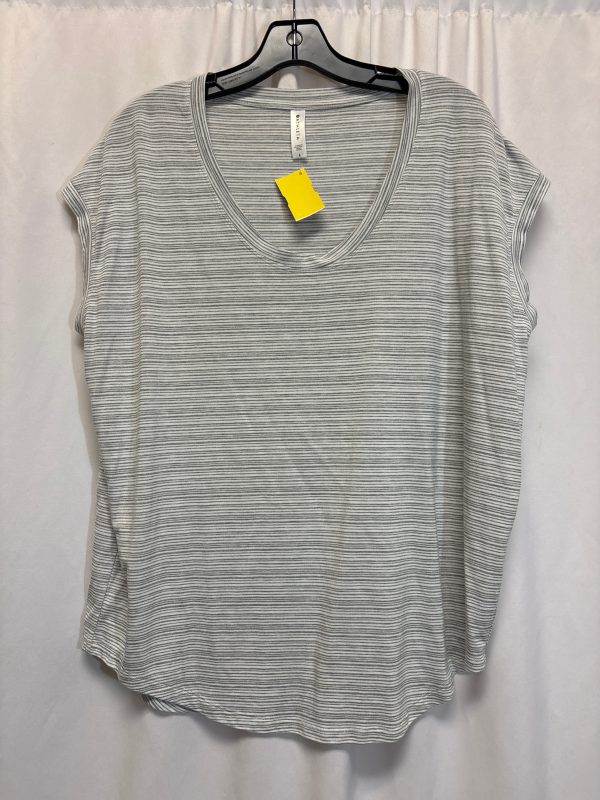 Athletic Top Short Sleeve By Athleta In Grey, Size: L For Cheap