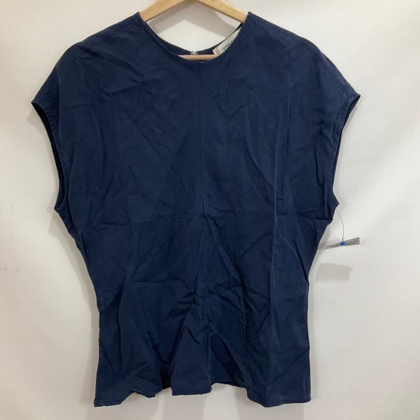 Top Short Sleeve By Everlane In Blue, Size: S Online now