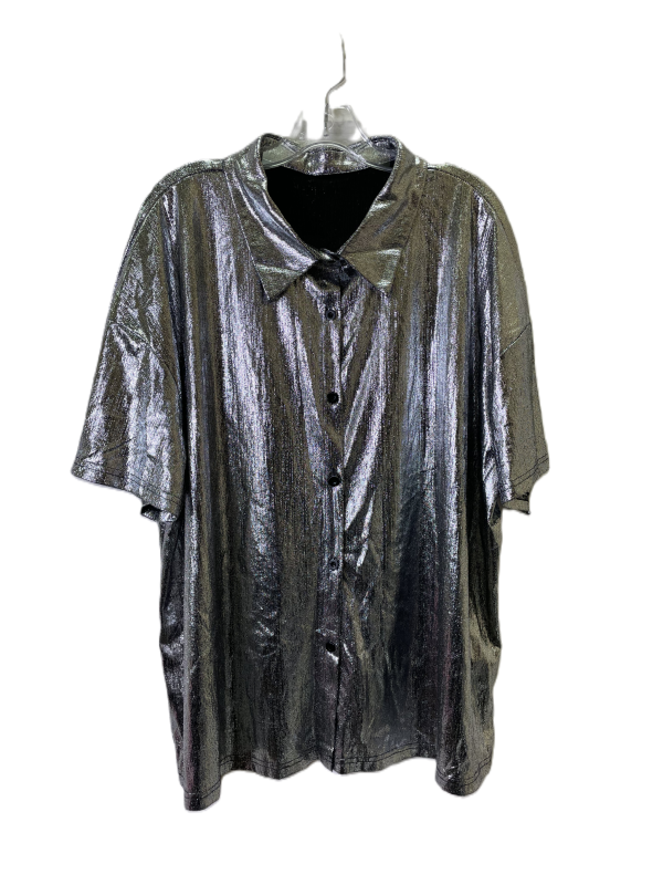 Top Short Sleeve By Shein In Silver, Size: 4x For Sale