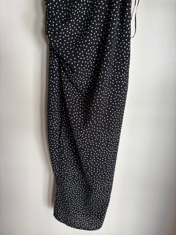 Dress Casual Maxi By Pull & Bear In Polkadot, Size: M on Sale