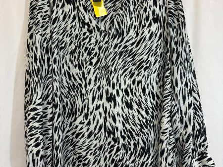 Top Long Sleeve By Karen Kane In Zebra Print, Size: 1x Supply