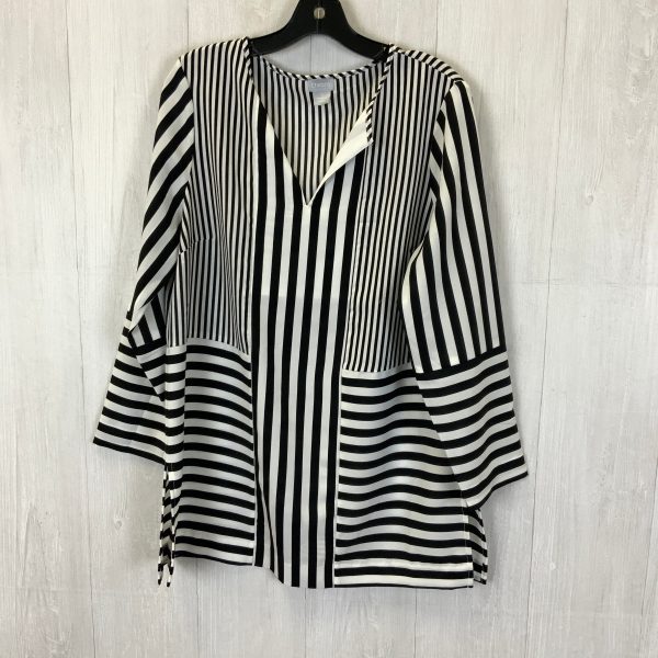 Blouse Long Sleeve By Chicos In Black & White, Size: M Cheap