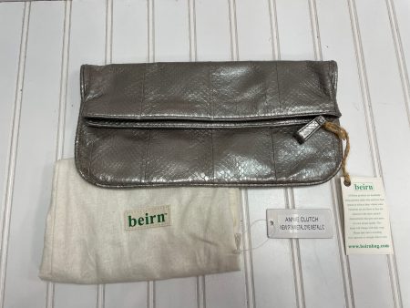 Clutch Designer By Beirn  Size: Medium Discount