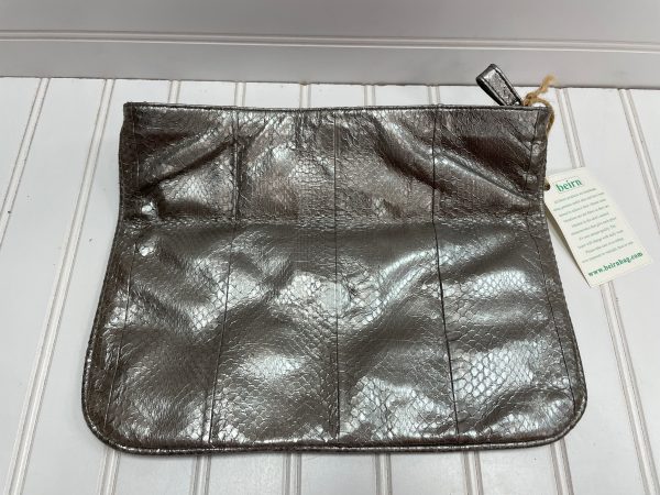 Clutch Designer By Beirn  Size: Medium Discount