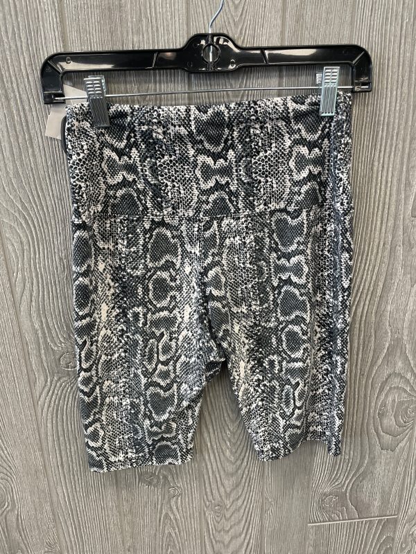 Athletic Shorts By Clothes Mentor In Snakeskin Print, Size: Onesize For Sale