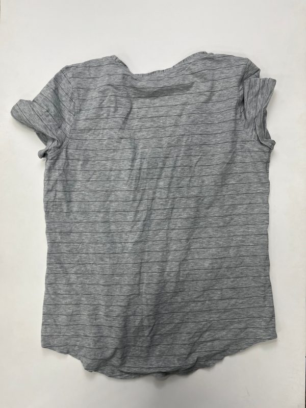 Athletic Top Short Sleeve By Lululemon  Size: S Fashion